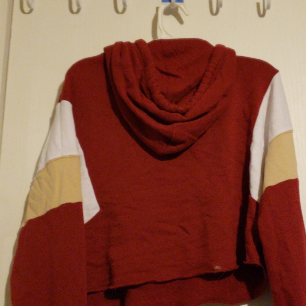 Red jacket - Picture 3 of 3